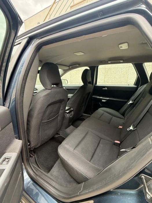 Volvo V50 1.6D — 2009 — Diesel foto 3