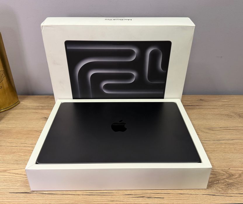MacBook PRO 14 M4 10 CPU/ 10 GPU/ 16 RAM/ 512 Space MW2U3