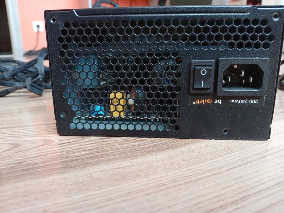 Zasilacz BeQuaiet 600W system power 9 80 bronz