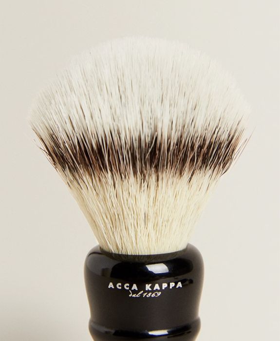 CONJUNTO DE BARBEAR ACCA KAPPA  NOVO