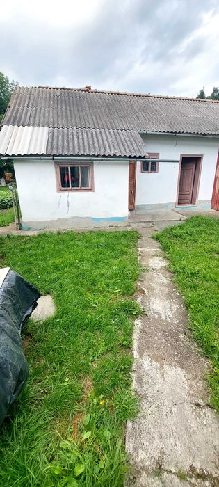 продаж будинку в сільській місцевості