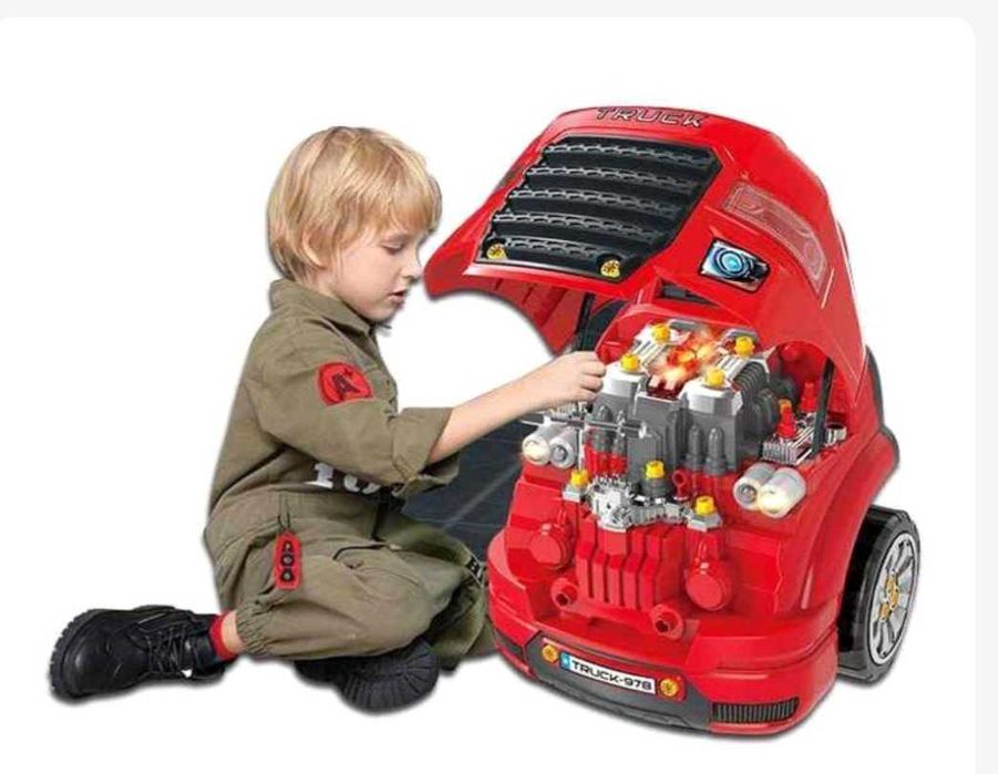 Іграшка грузовик "Motor Master Engine Workshop"