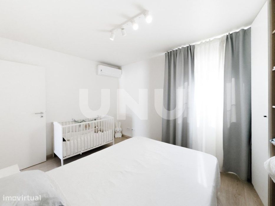 Moradia T2 + T2 nas Paredes, em Alenquer!