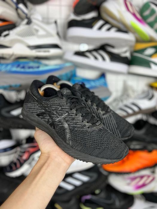 Кроссовки Asics Оригинал р(40)