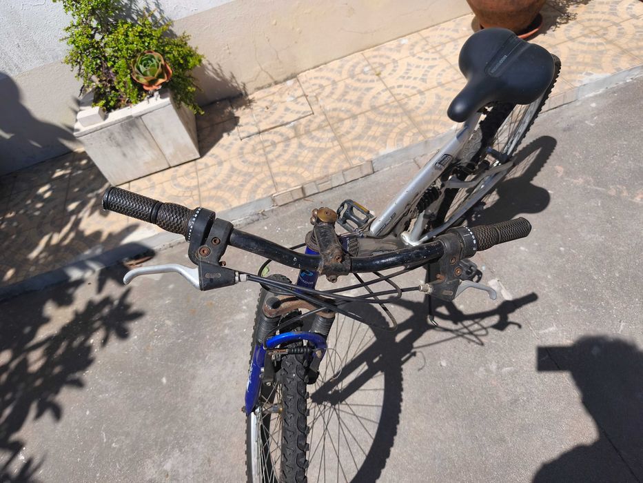 3 bicicletas usadas