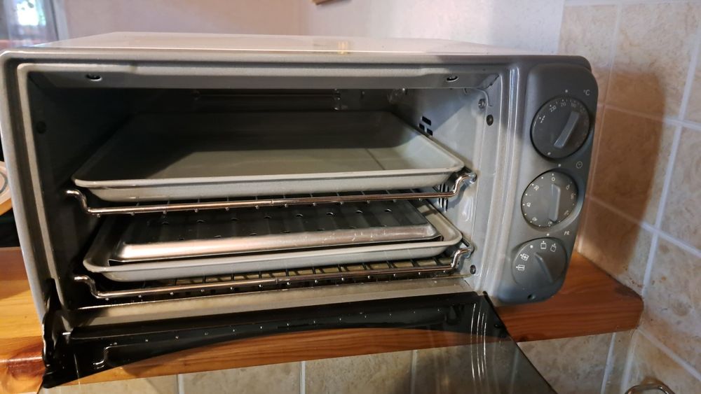 Piekarnik przenośny DeLonghi