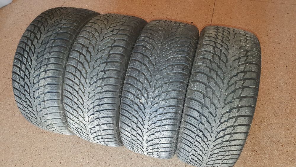 225/40r18  nokian wr snowproof