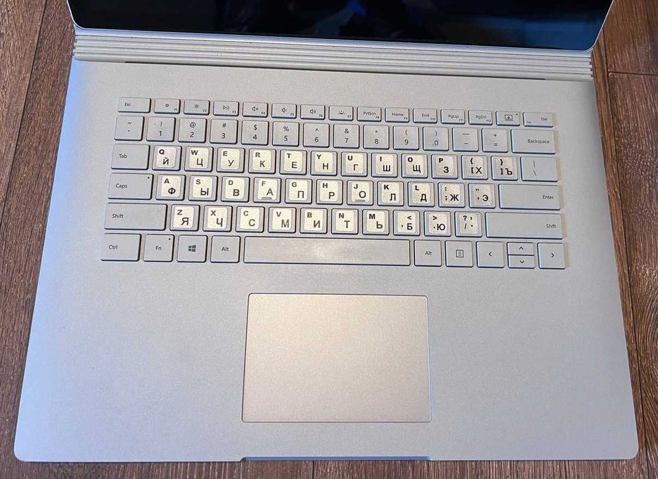 Microsoft Surface Book 2 15 (Core i7, 16GB RAM, 512GB SSD, GTX 1060)