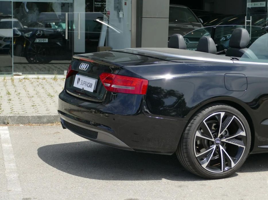 Audi A5 Cabrio 2.0 TDi S-line