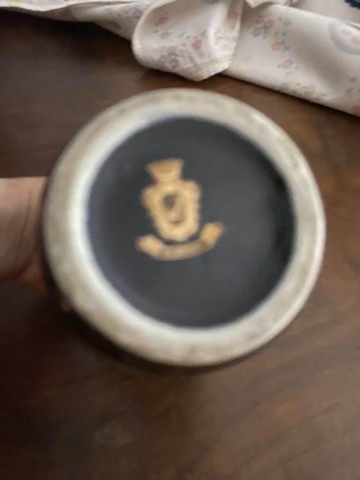 Jarra em porcelana azul