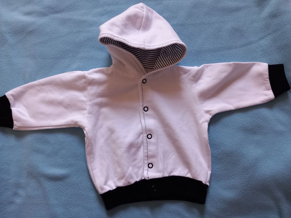 Bluza rozpinana z kapturem rozmiar 62