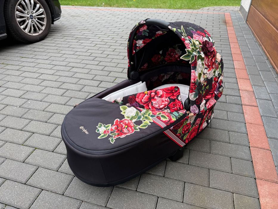 Cybex gondola PRIAM 2.0 Spring Blossom Dark