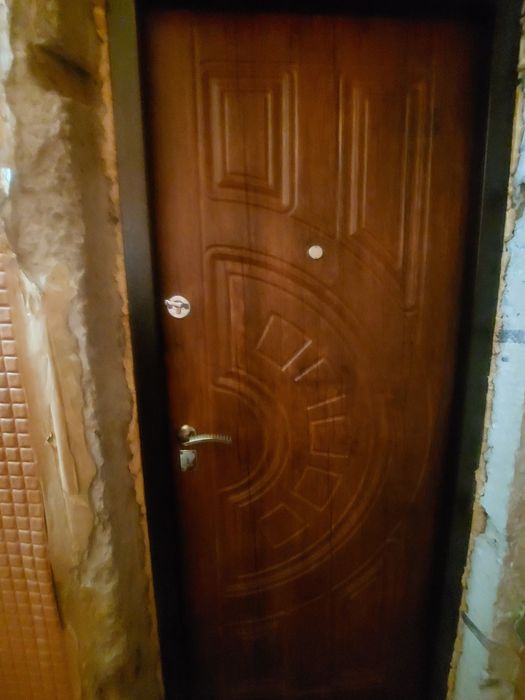 Продам 2к квартиру на Попова з агв