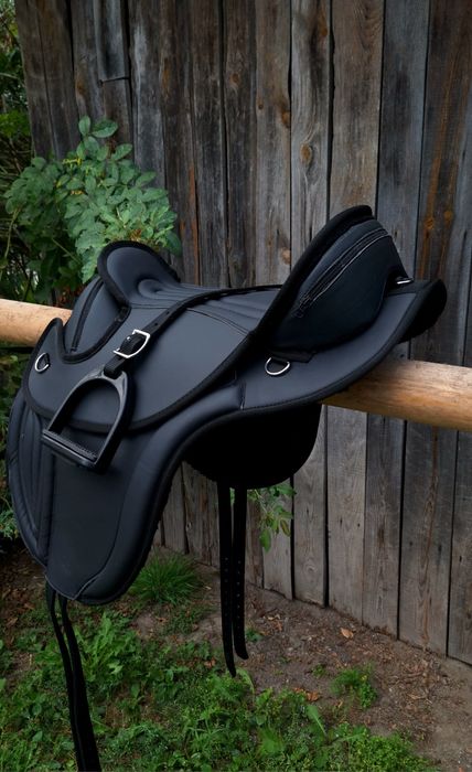 Siodło syntetyczne bezterlicowe BIG BOY GrassHopper