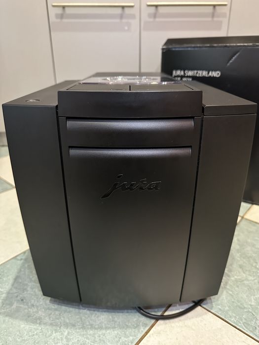 Кавова машина Jura E6 Piano Black EB (15377)