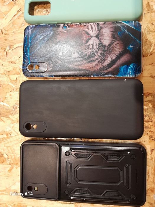 Чехлы для Redmi,Samsung,IPhone.