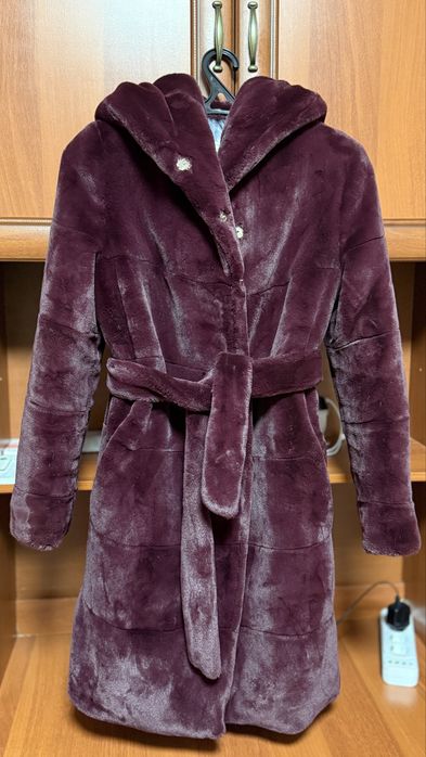 Шуба Tiara, бордова | 46 розмір | Ідеальний стан