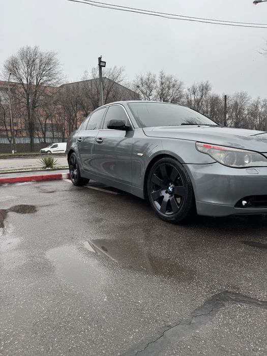 Продам БМВ е60 3л дизель