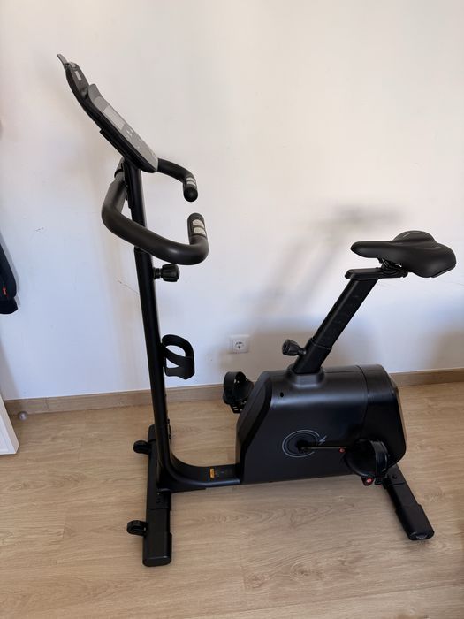 Vendo bicicleta estatica com resistencia motorizada