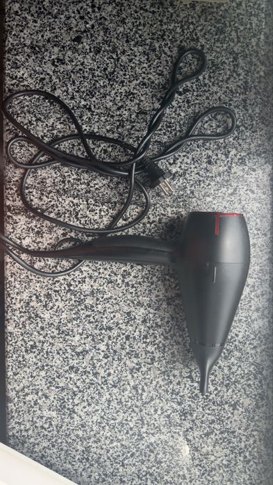 Фен Philips Pro 2100w ionoc