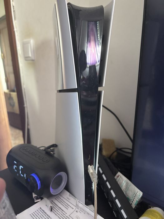 Ps5 slim 848 GB - 1 comando 350€