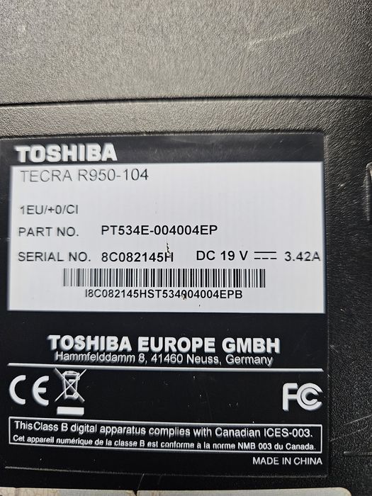 Toshiba tecra r950. I5 3210M.8gb RAM .SSD 240gb