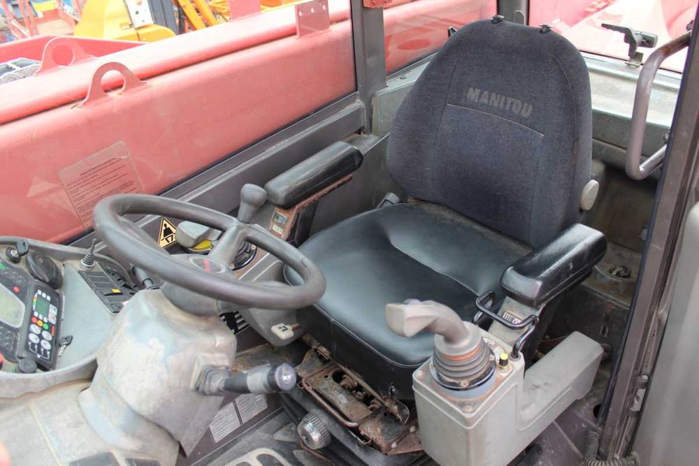 teleskopowa/manitou/mrt/2150/Privilege/ładowarka/obrotowa/21m/mercedes