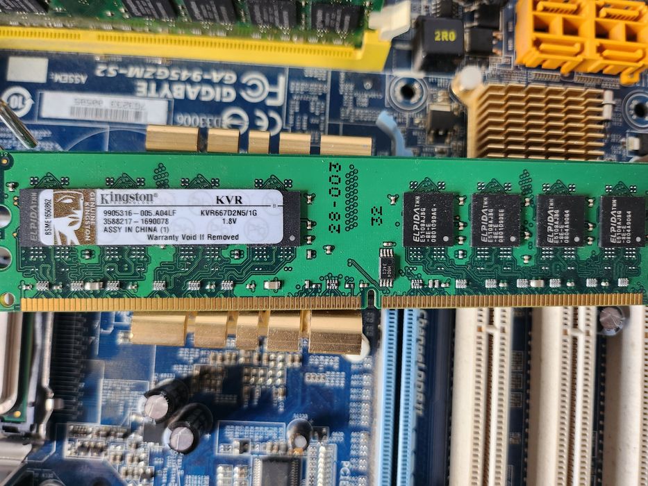 10 x płyty główne + procesor + ram + chłodzenie