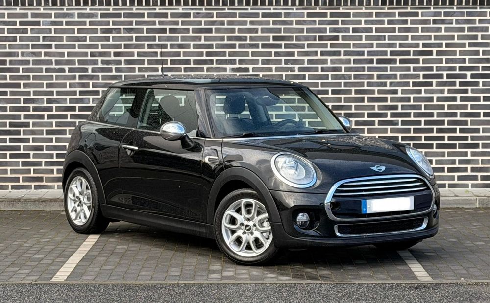 MINI 3 Portas Cooper D Aut. Seven