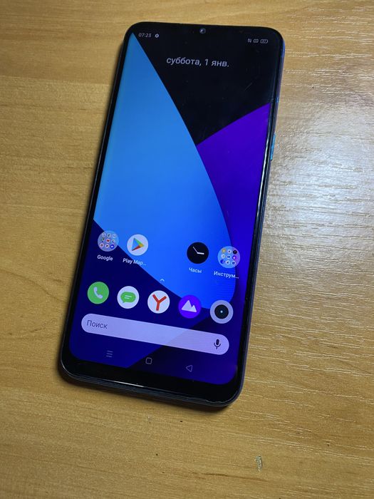 Realme C3. 3/32 gb.