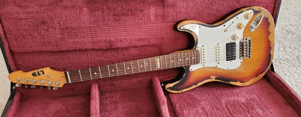 Guitarra ESP Ltd ST203 "Stratocaster" Seymour Duncan