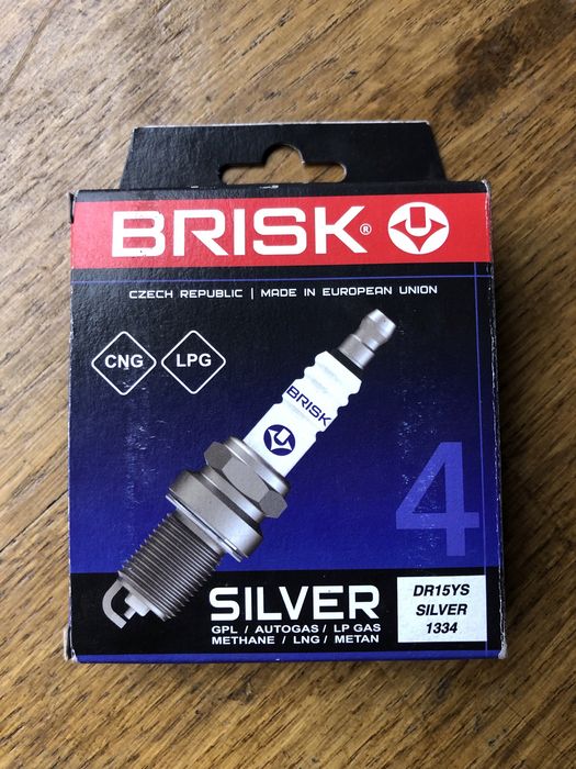 Свічки автомобільні BRISK.