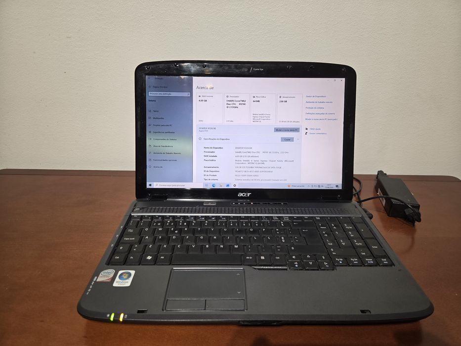 Portátil Acer Aspire 3735