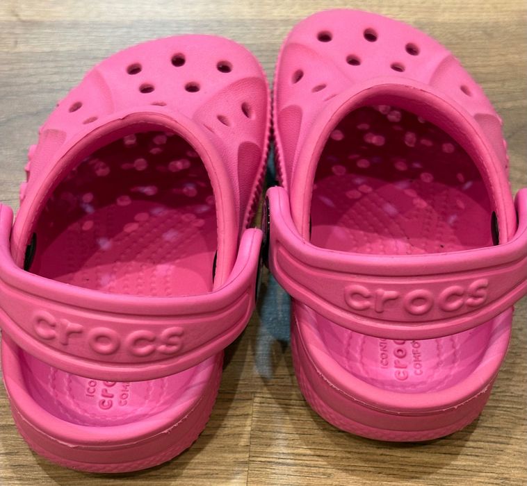 Crocs como novos