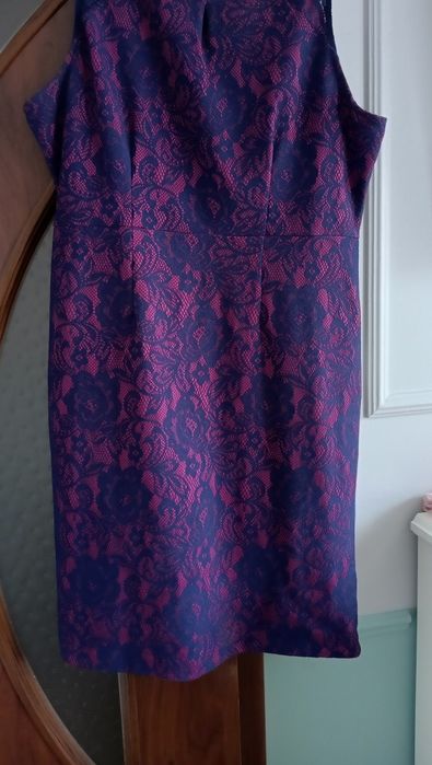 Elegancka sukienka róż z granatem 44-48