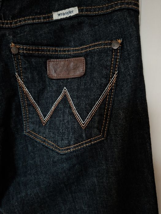 Spodnie jeans Wrangler W26 L32