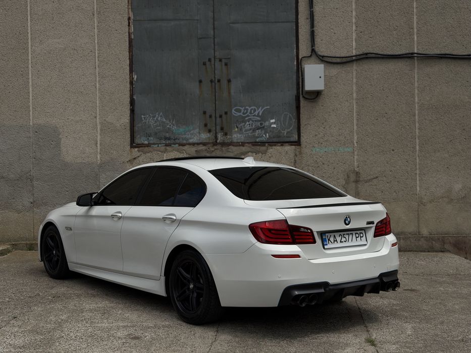 BMW 5-SERIES F10 2013Г.В