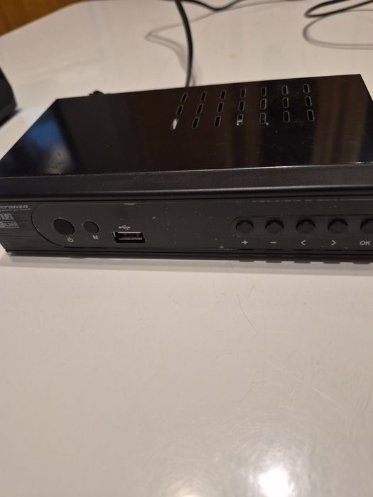 Dekodery DVB-T2 prawie nowe