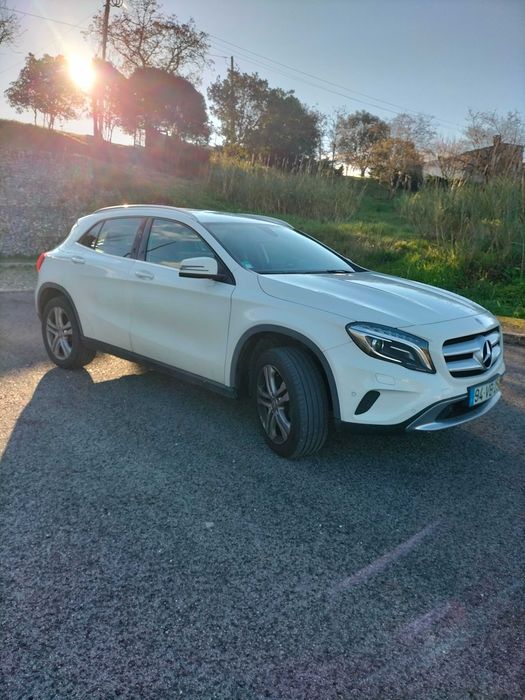 Mercedes-Benz GLA 180