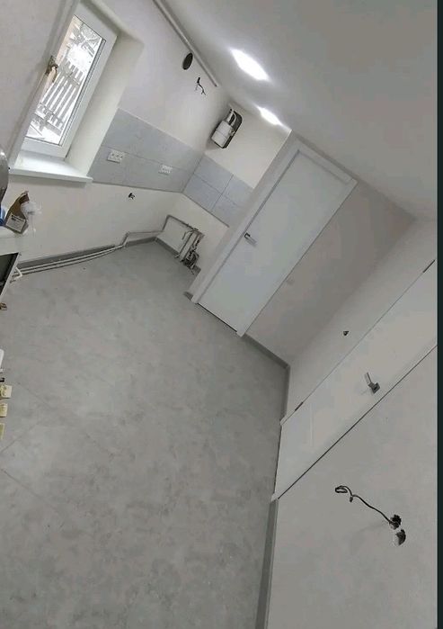 Ремонт під ключ:*Всі внутрішні роботи*Демонтажні роботи*Штукатур