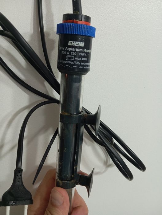 Aquário com móvel e acessorios