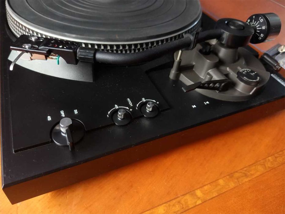 Technics SL2000 gramofon Direct Drive AT91