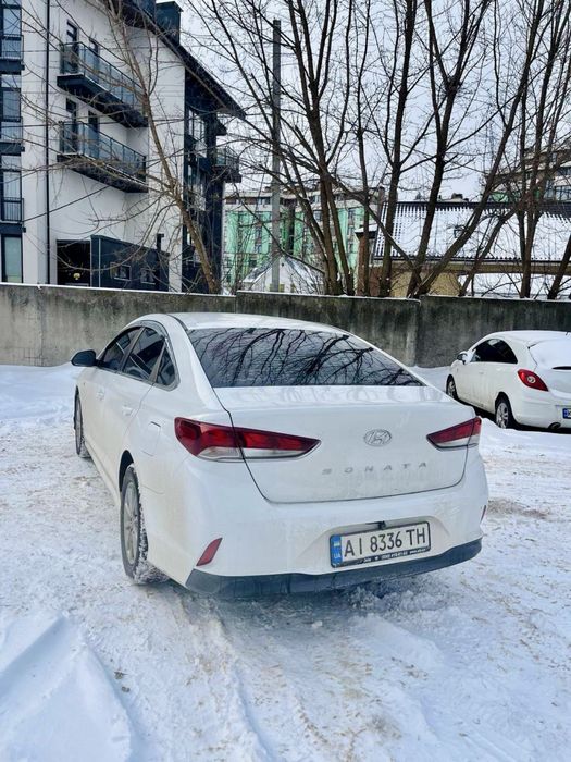 Прокат Hyundai Sonata 2018 бізнес-клас Київ