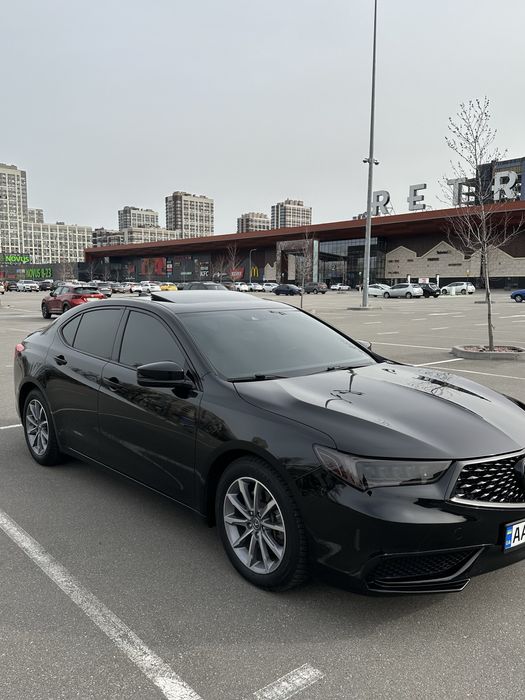 Продам Acura tlx 2017