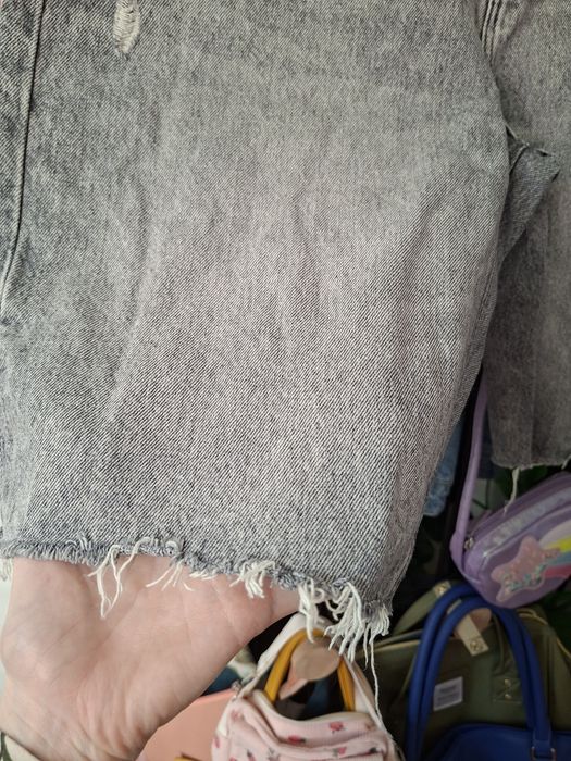 Jeansowe spodenki bermudy Amisu XL 42