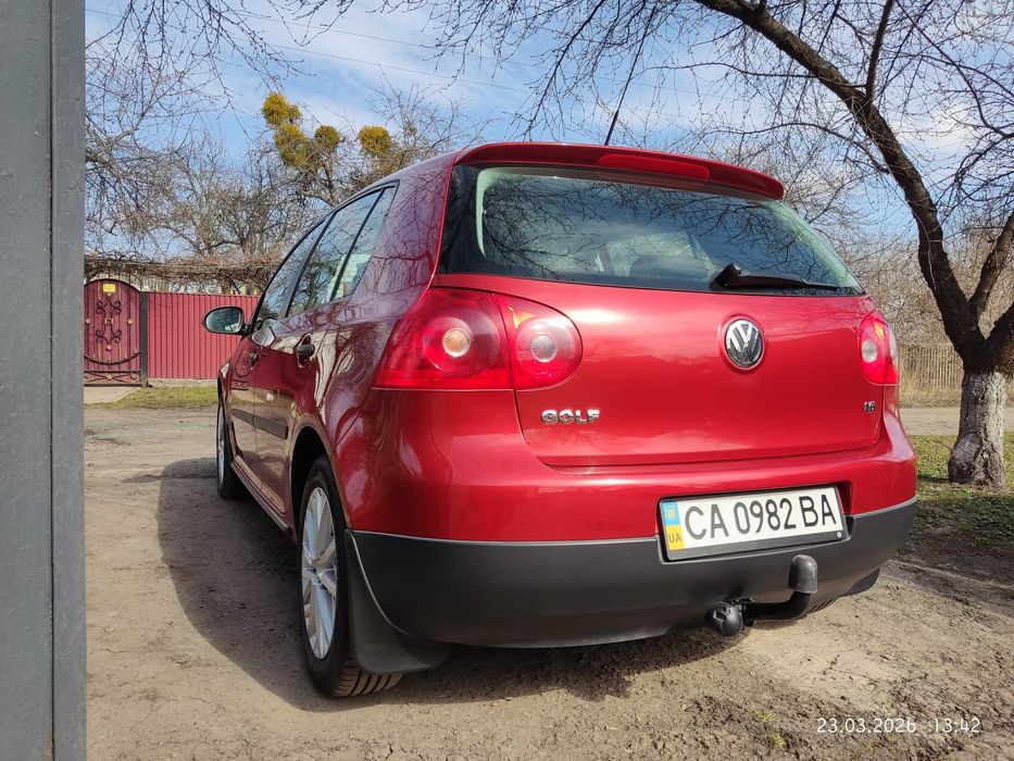 Продам VW Golf 5