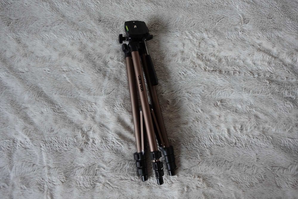 Nikon D5300 + 50mm 1.8 + 18-55 + lampa | Niski przebieg | Zestaw