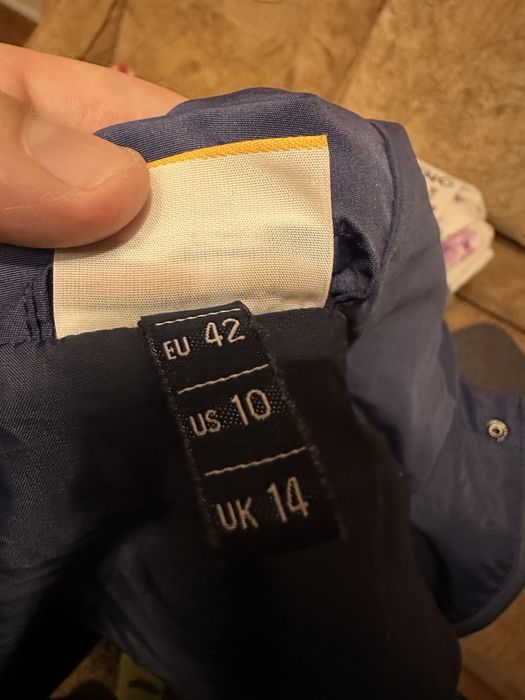 Продам Куртку Ellesse