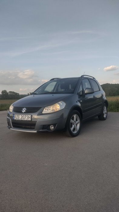 Suzuki SX4 1.6 Benzyna (107km) tylko 112 tys km z Niemiec