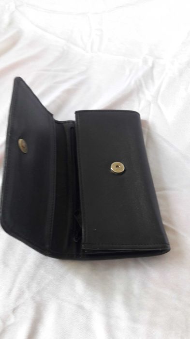 Skórzany portfel damski z miękkiej skóry firmy Bartex